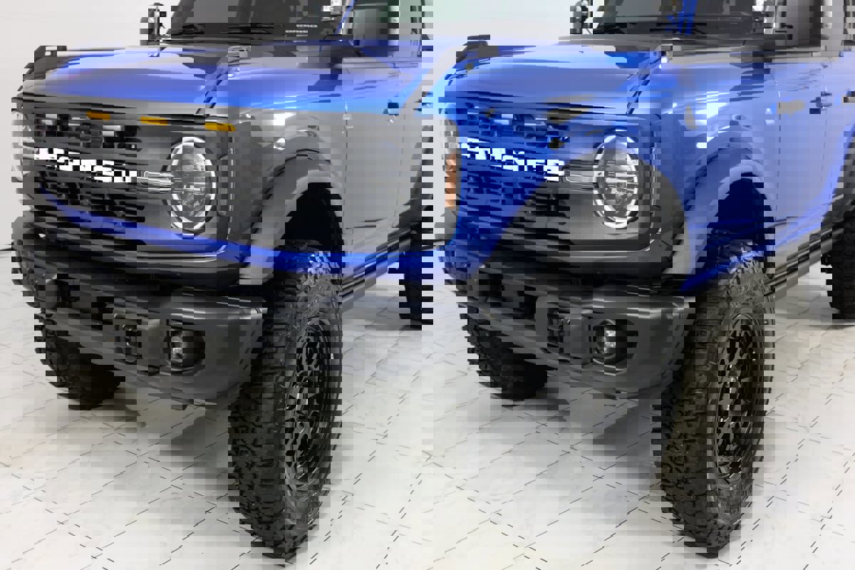 Used 2022 Ford Bronco Black Diamond image 43