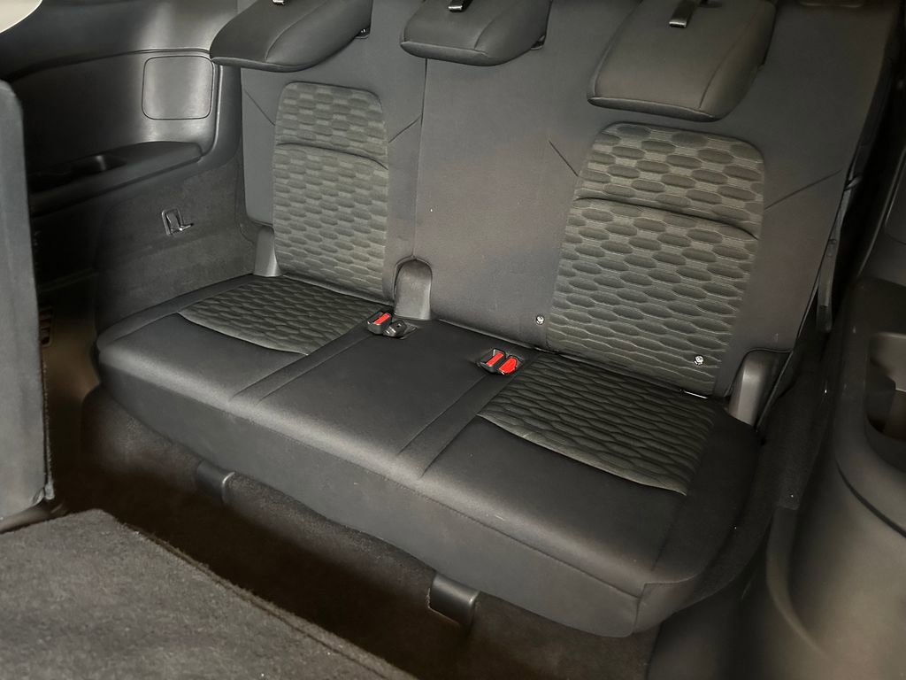 Used 2022 Nissan Pathfinder S AWD/4WD image 22