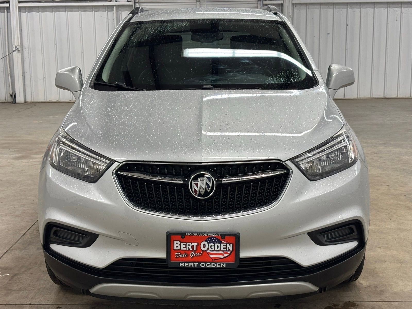 Used 2020 Buick Encore Preferred w/ Safety Package FWD image 2