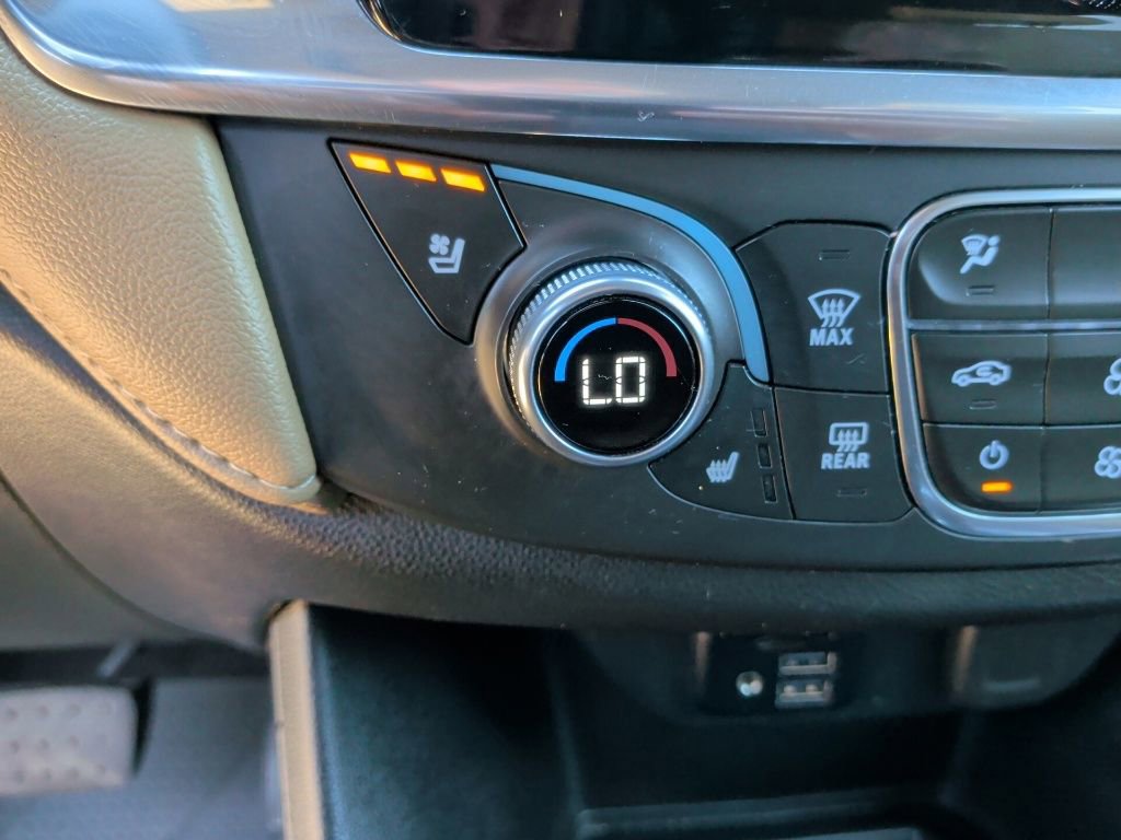 Used 2023 Chevrolet Traverse Premier w/ LPO, Floor Liner Package FWD image 27