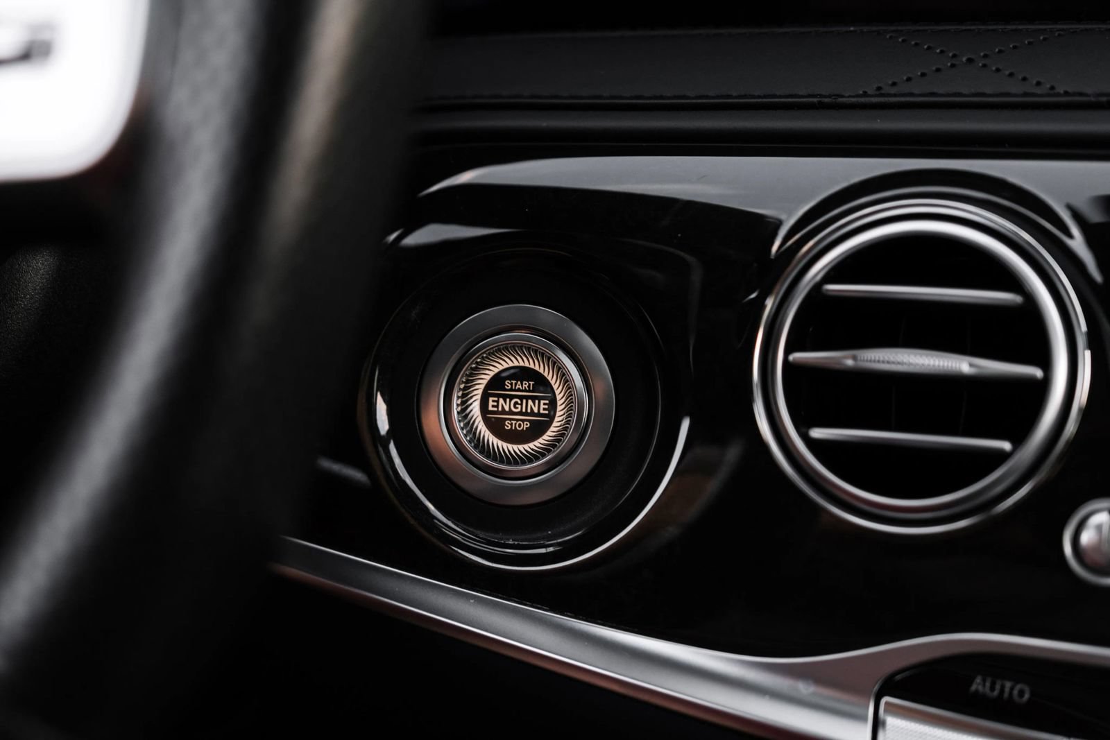Used 2019 Mercedes-Benz S 63 AMG S 4MATIC Sedan image 21