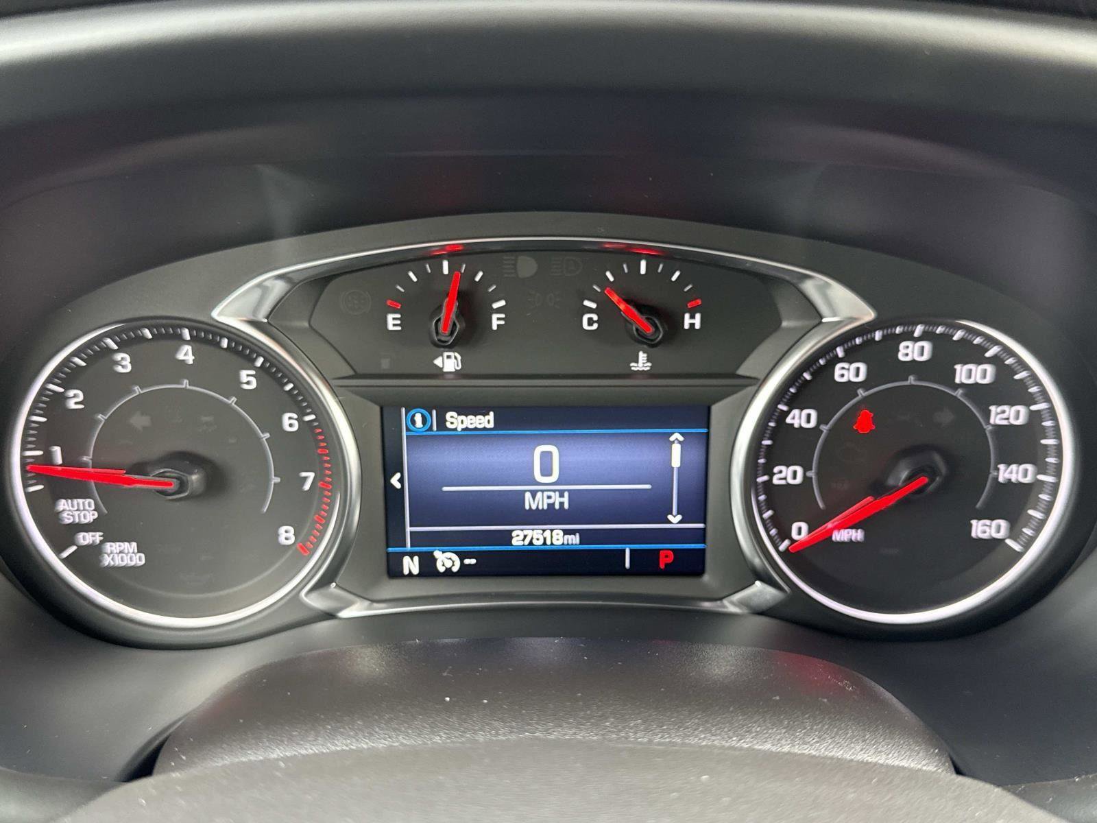 Used 2023 GMC Acadia SLE image 11