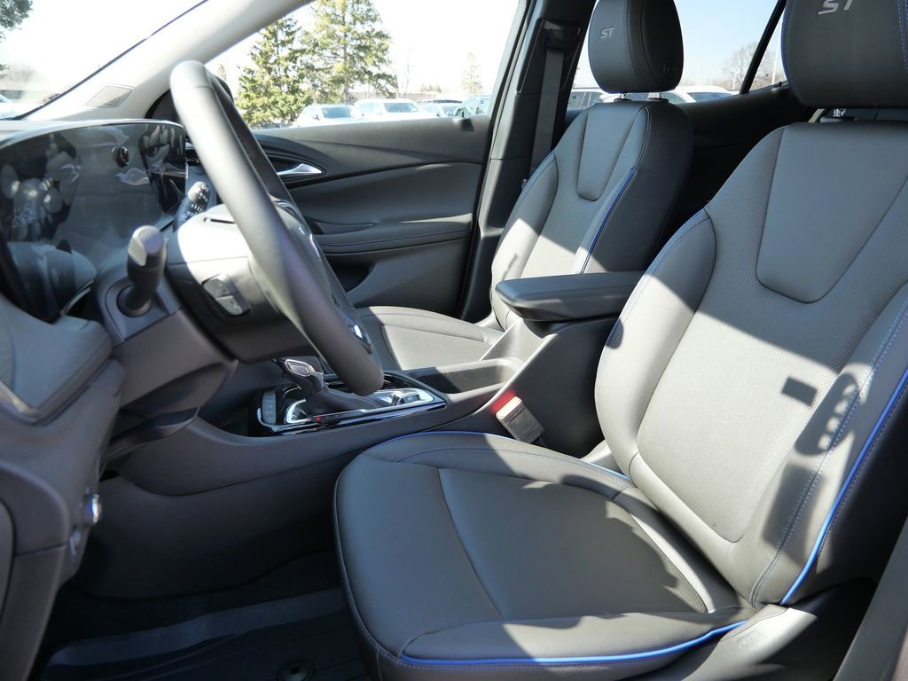 New 2026 Buick Encore GX Sport Touring w/ Advanced Technology Package image 35