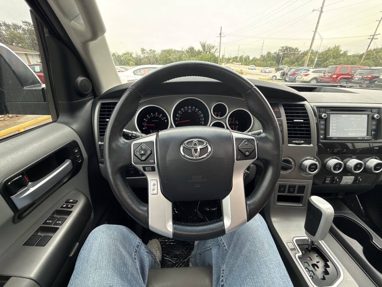 Used 2017 Toyota Sequoia Limited w/ Safety & Convenience Package AWD/4WD image 26