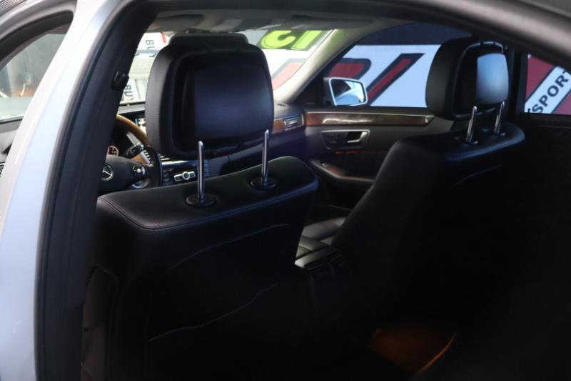 Used 2013 Mercedes-Benz E 350 4MATIC Sedan image 23