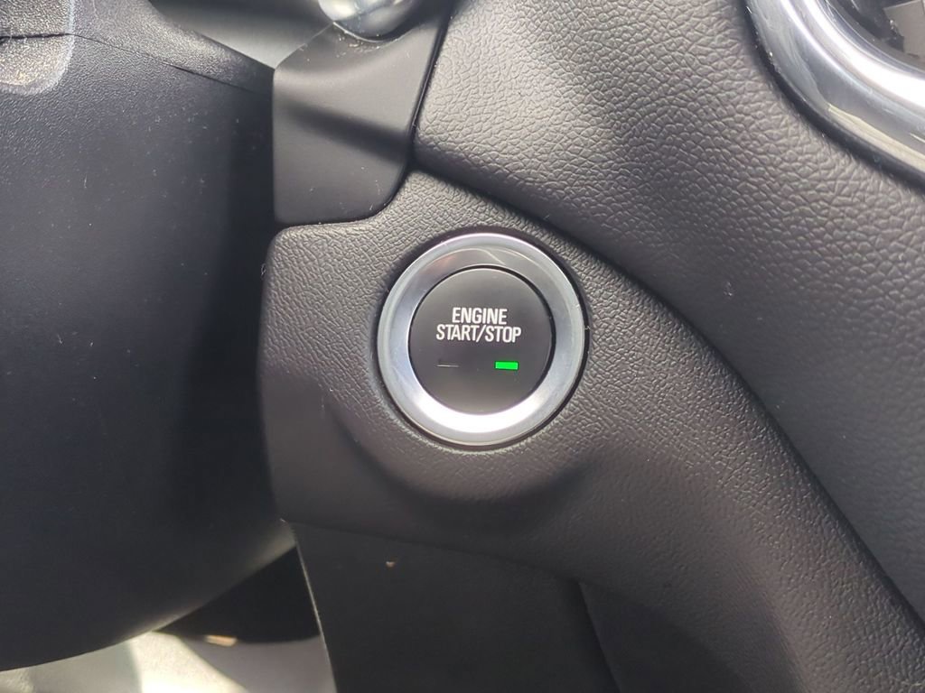 Used 2023 Chevrolet Equinox LT image 23