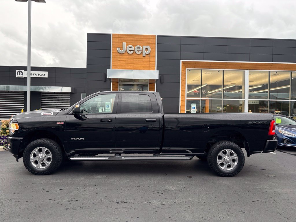 Used 2022 RAM 2500 Big Horn w/ Level C Equiment Group AWD/4WD image 2