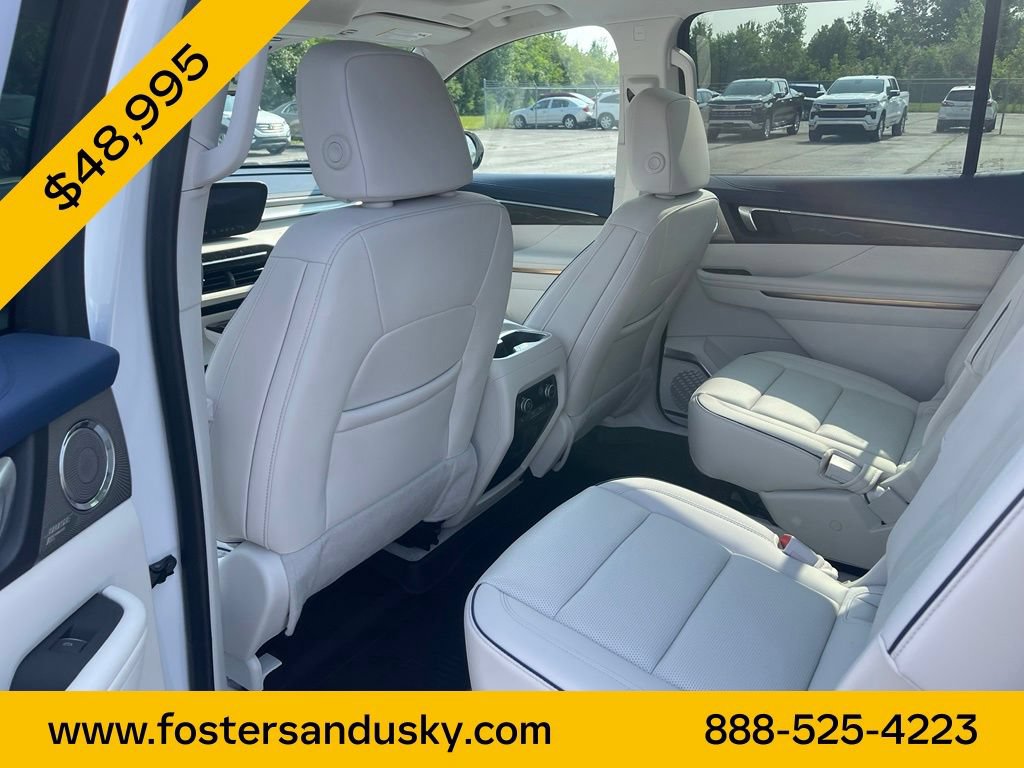 Used 2025 Buick Enclave Avenir w/ Super Cruise Package FWD image 15