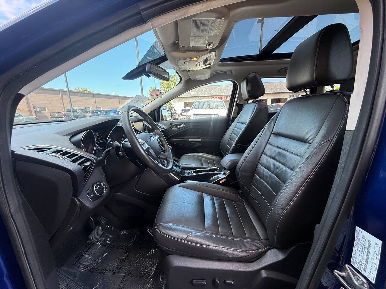 Used 2015 Ford Escape Titanium AWD/4WD image 17