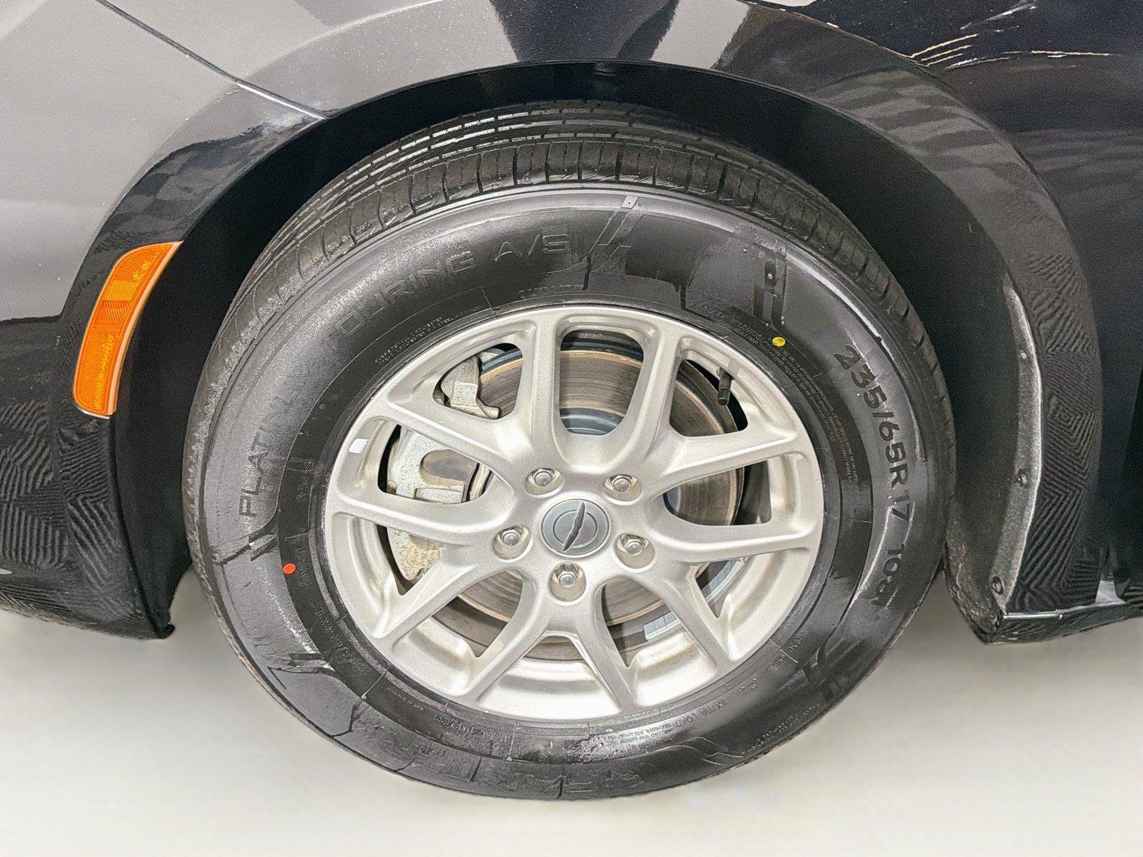 Used 2024 Chrysler Pacifica Touring-L FWD image 33