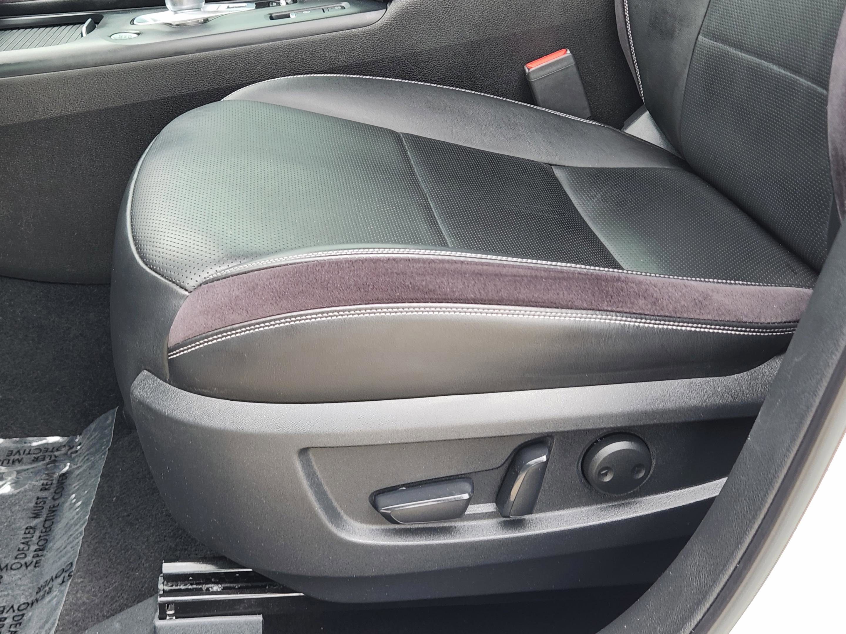 Used 2019 INFINITI QX50 Essential w/ Sensory Package FWD image 21
