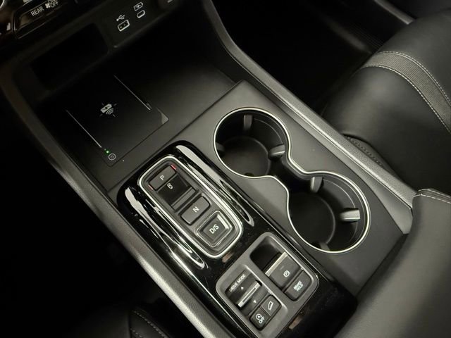 Used 2025 Honda Pilot EX-L image 25