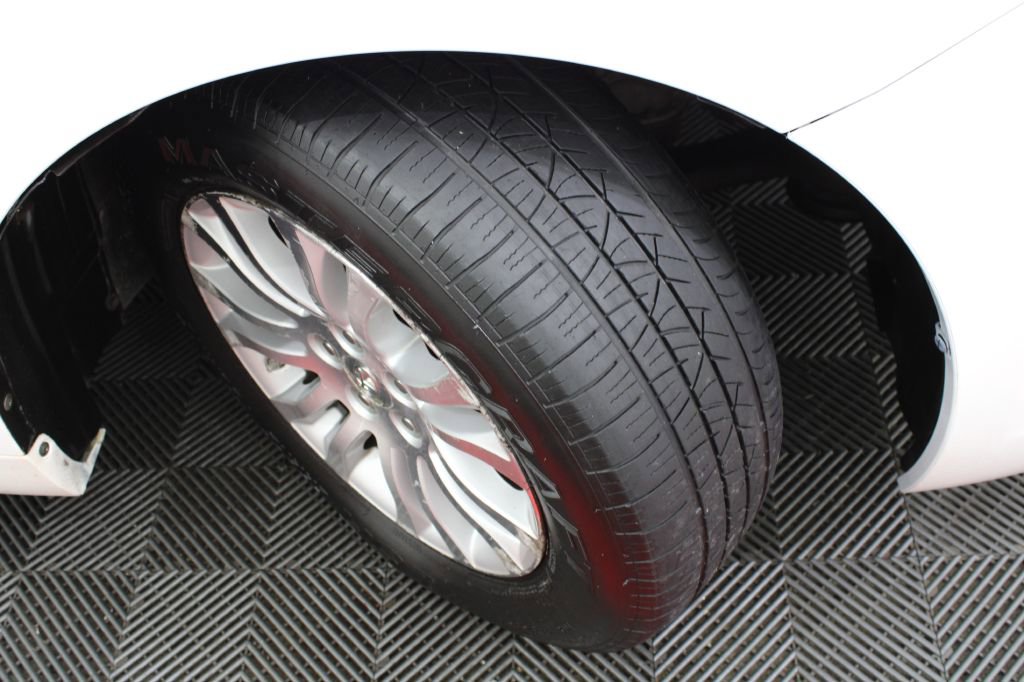 Used 2013 Toyota Sienna XLE image 36