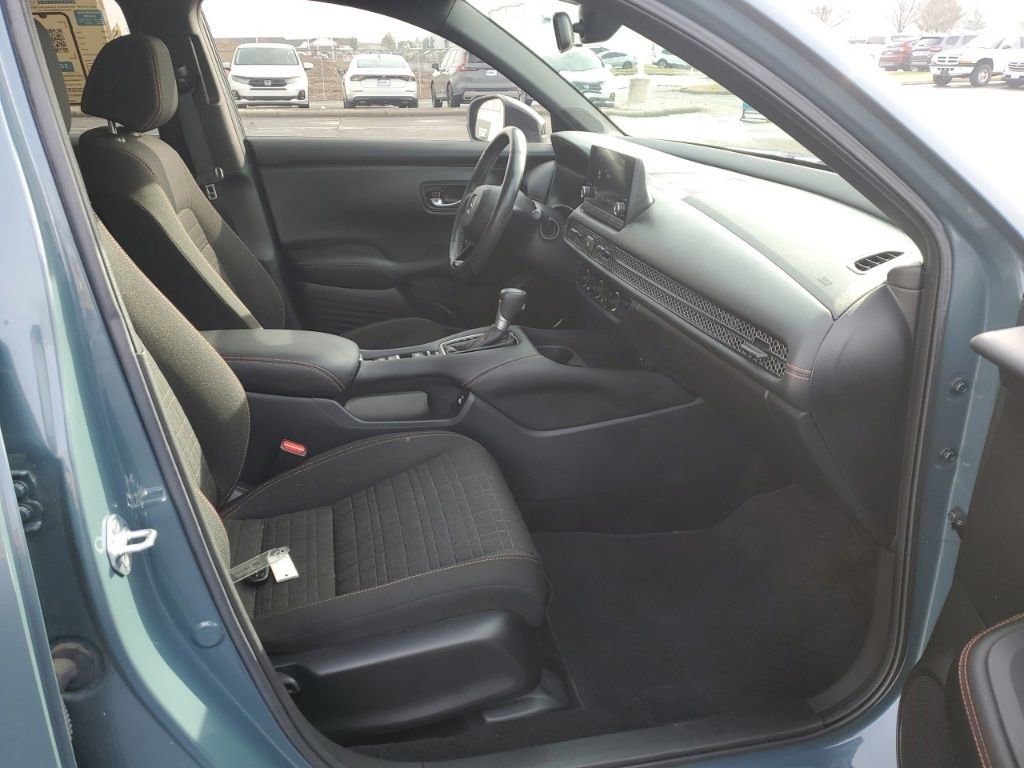 Certified 2023 Honda HR-V Sport image 30