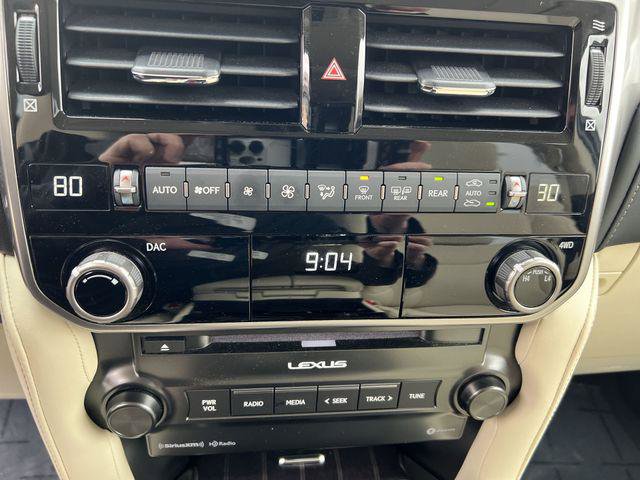 Certified 2023 Lexus GX 460 Premium w/ Premium Package image 17