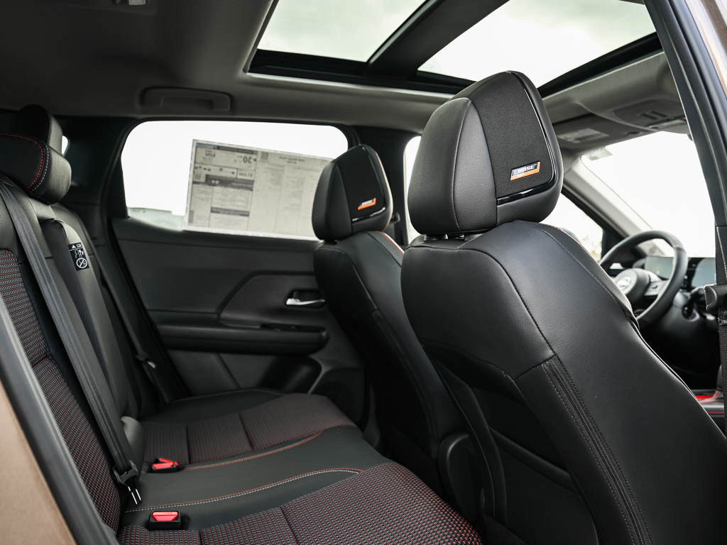 New 2026 Nissan Kicks SR w/ SR Premium Package image 11