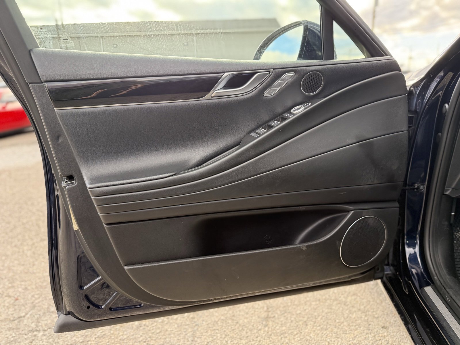 Used 2023 Genesis G80 2.5T image 8