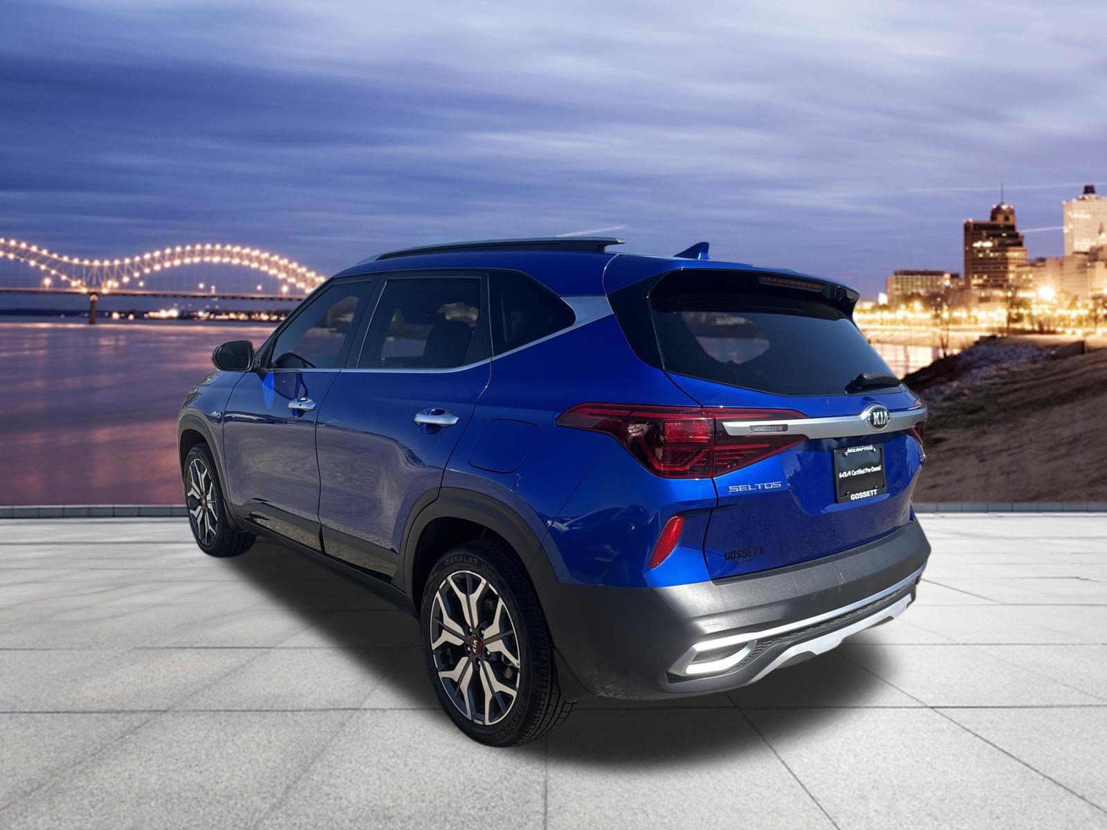 Used 2021 Kia Seltos SX w/ SX Sunroof Package AWD/4WD image 3