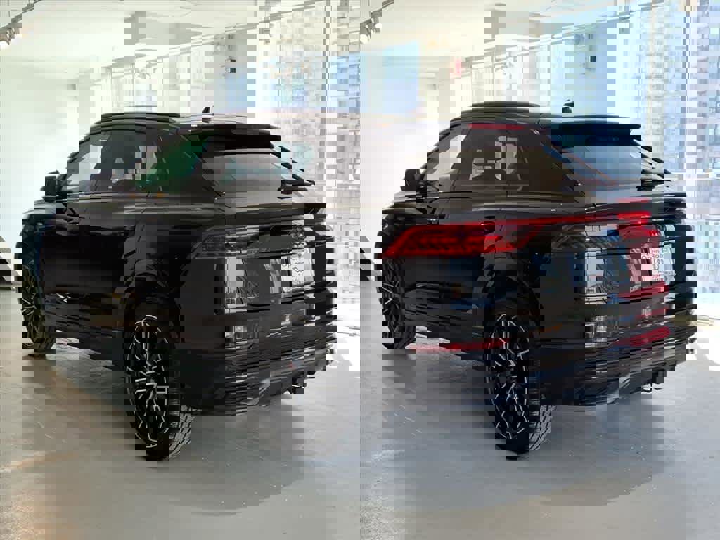 Used 2023 Audi Q8 Premium Plus w/ Premium Plus Package image 6