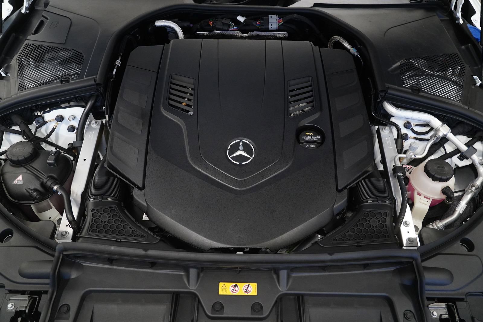 New 2026 Mercedes-Benz Maybach S 580 4MATIC image 33