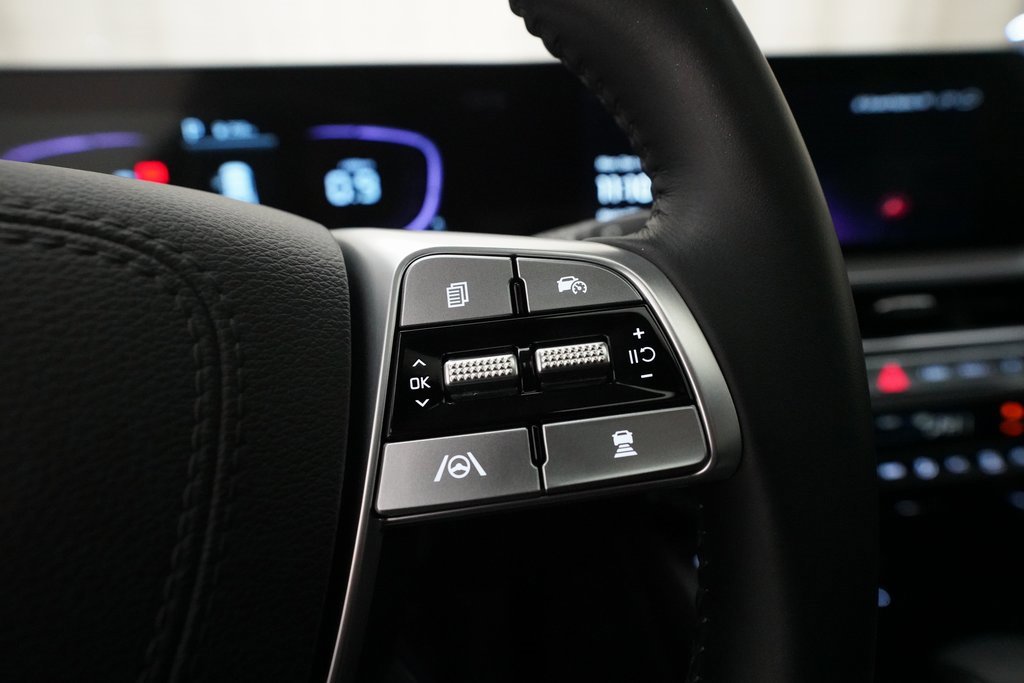 Used 2025 Kia Telluride S image 20