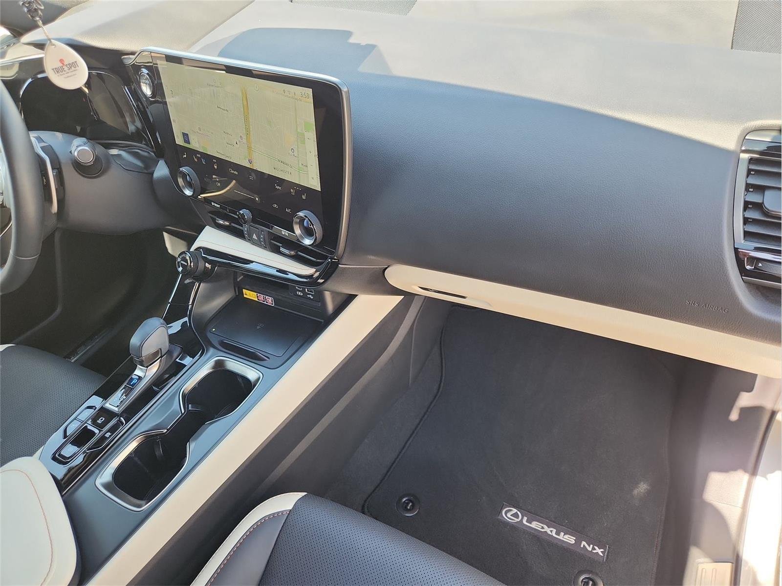 Used 2024 Lexus NX 350h AWD image 29