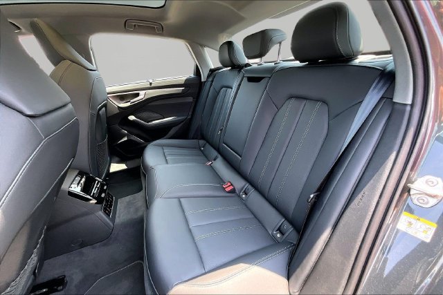 New 2026 Audi A6 Premium Plus AWD/4WD image 28