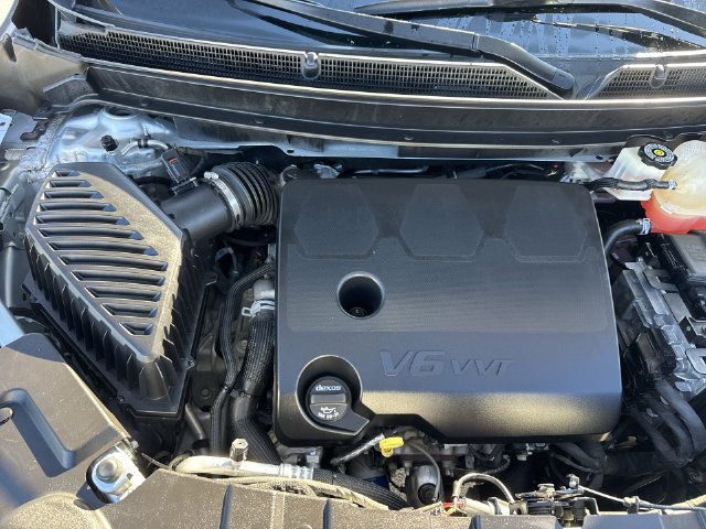 Used 2021 Buick Enclave Essence w/ Sound and Sites Package FWD image 31