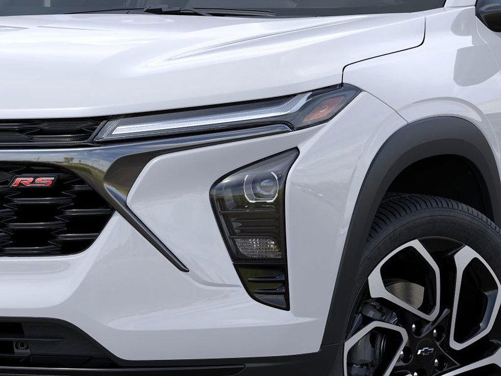 New 2026 Chevrolet Trax RS w/ Sunroof Package image 10