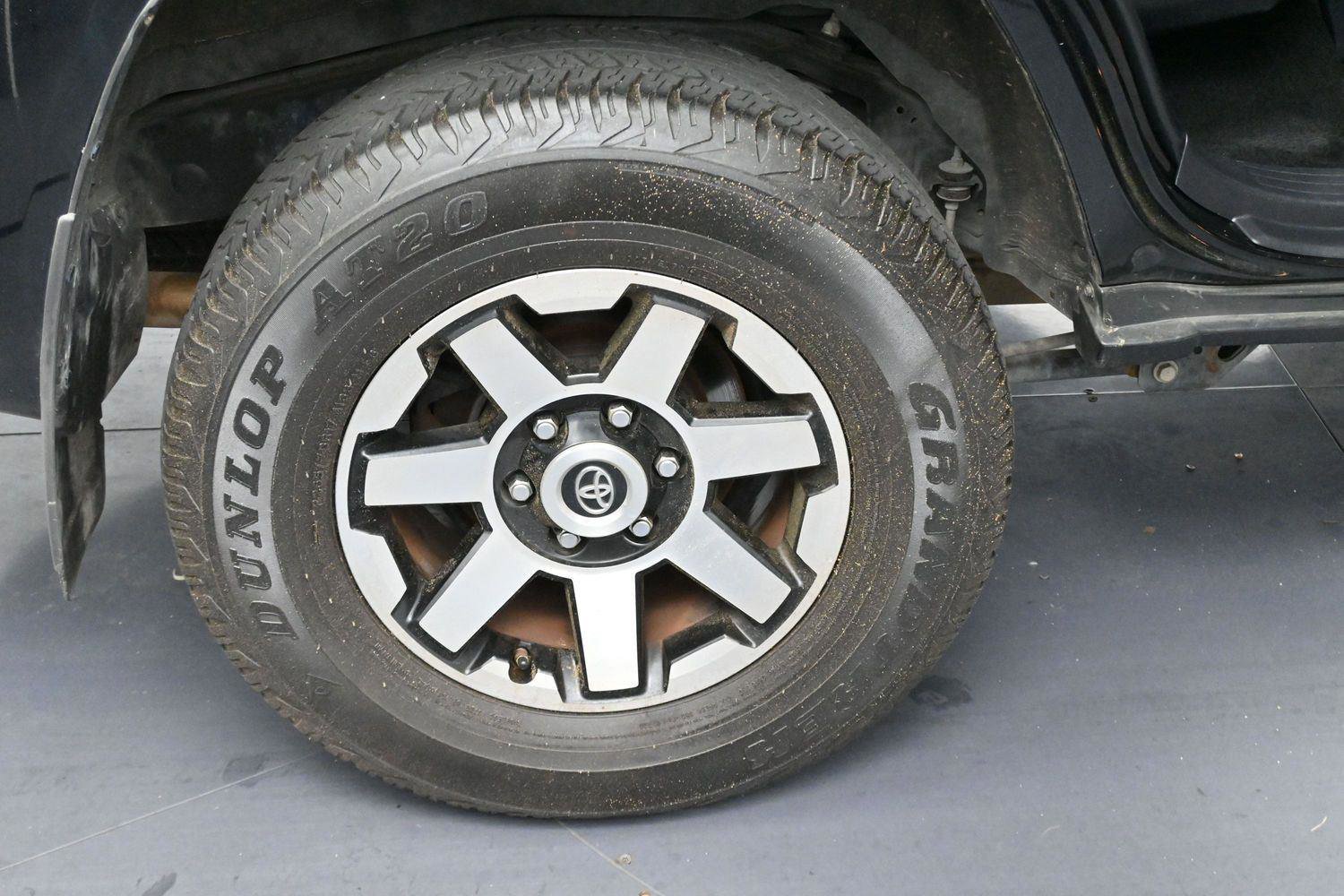 Used 2021 Toyota 4Runner TRD Off-Road Premium AWD/4WD image 37