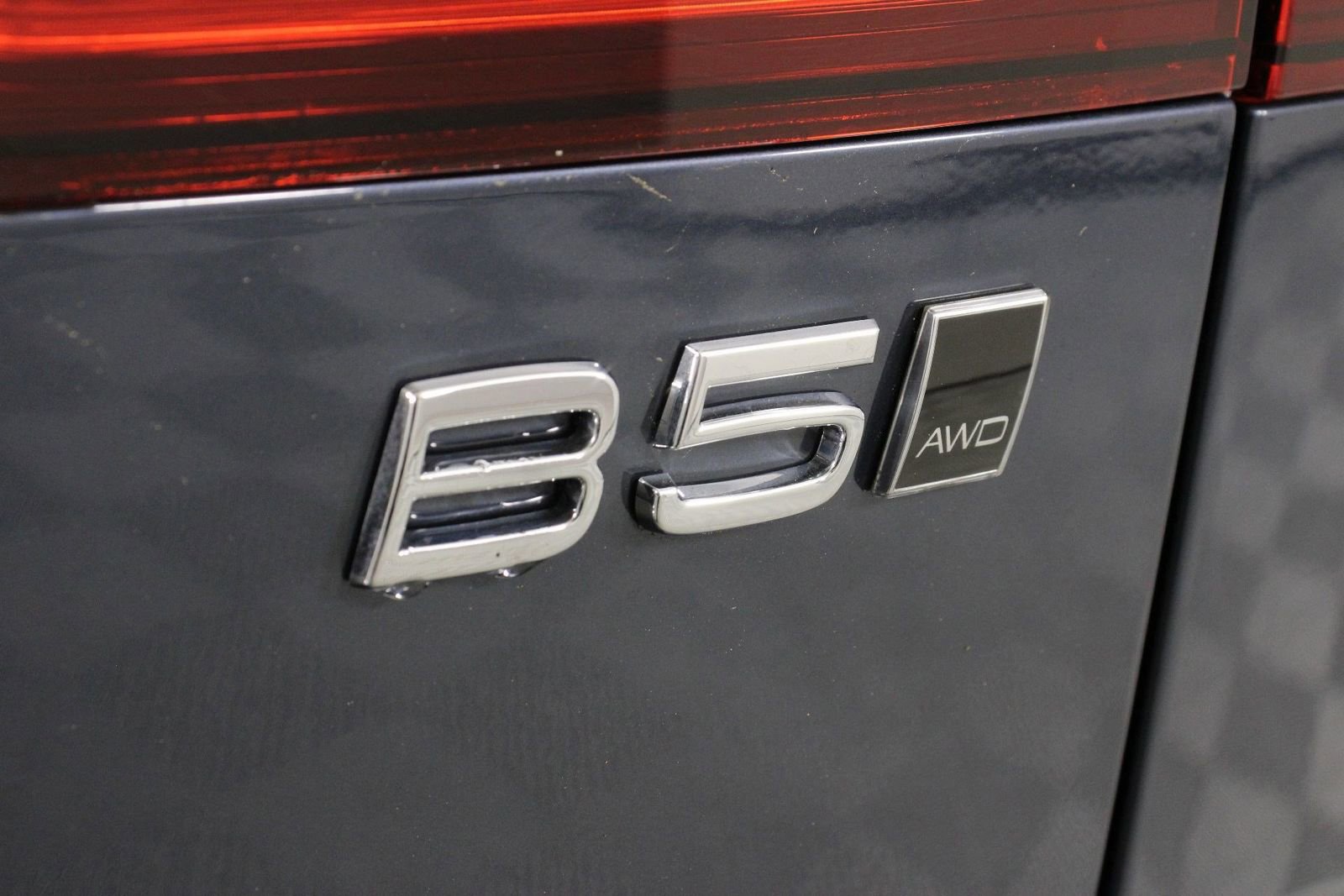 Certified 2025 Volvo V60 B5 Cross Country Plus image 20