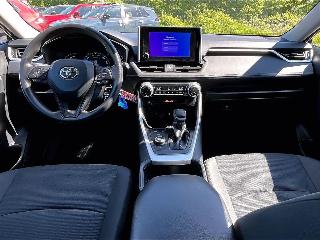 Certified 2024 Toyota RAV4 LE AWD/4WD image 21