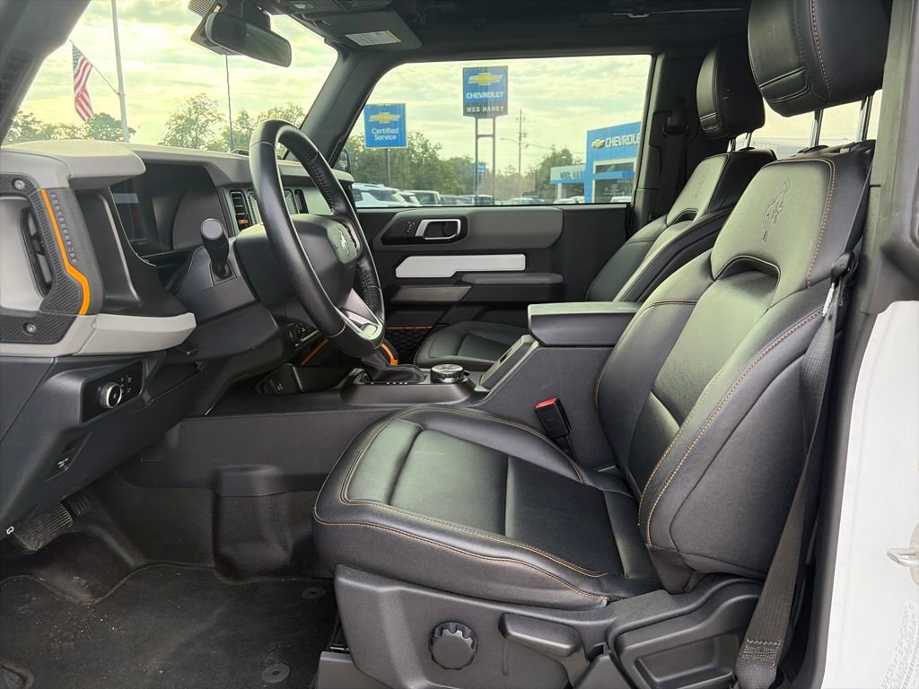 Used 2023 Ford Bronco Badlands w/ Sasquatch Package AWD/4WD image 15