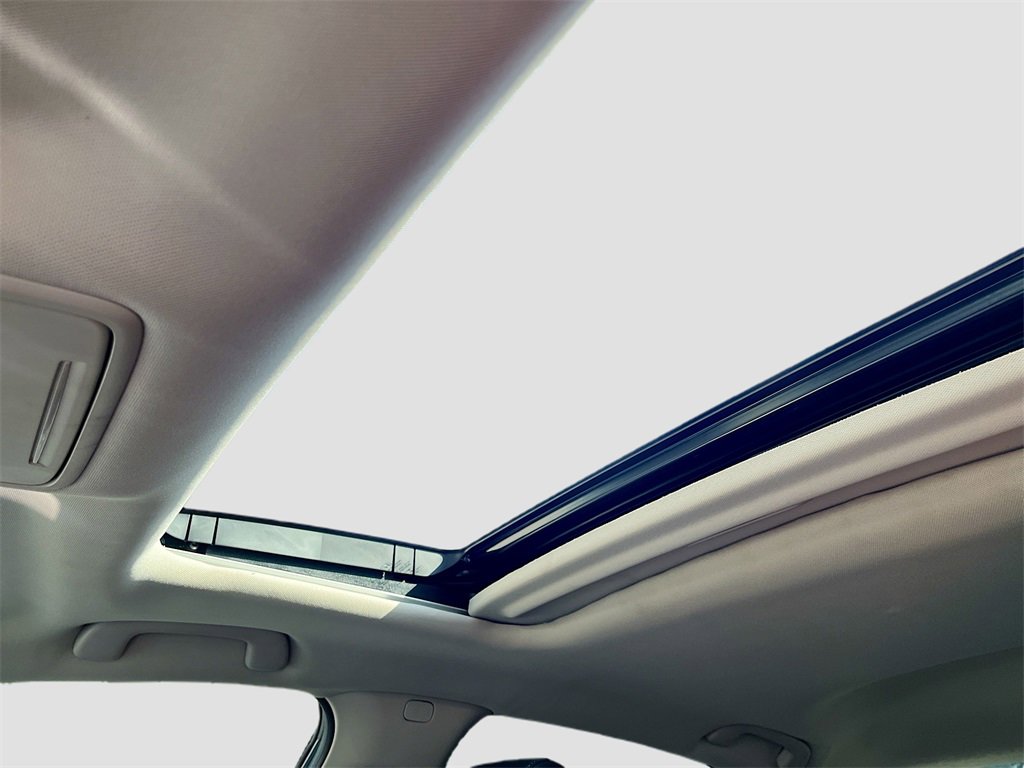 Used 2023 Honda Civic Touring image 22