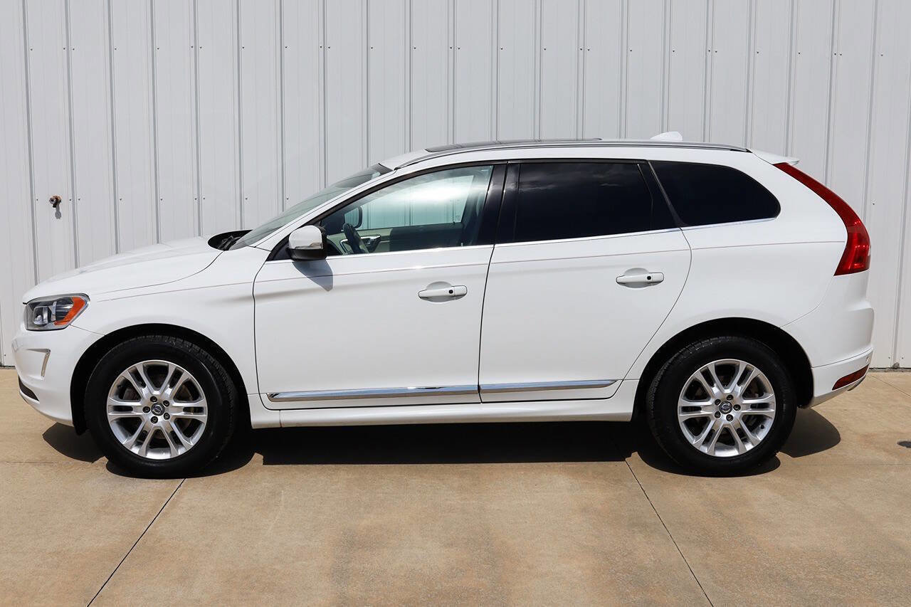 Used 2016 Volvo XC60 T5 Premier image 2