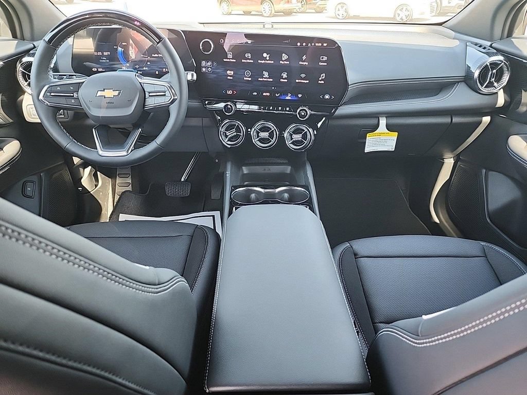 New 2025 Chevrolet Blazer EV LT w/ Super Cruise Package AWD/4WD image 21
