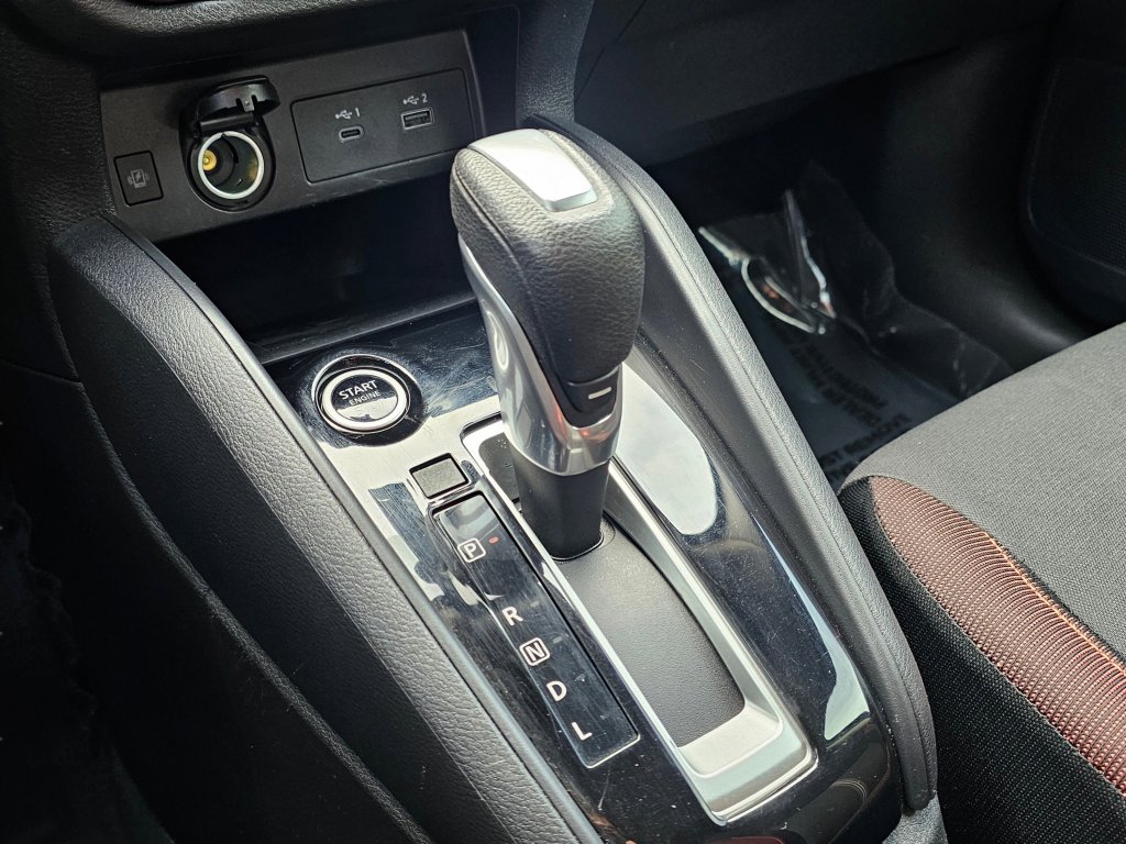 Used 2025 Nissan Versa SR w/ Trunk Package image 10