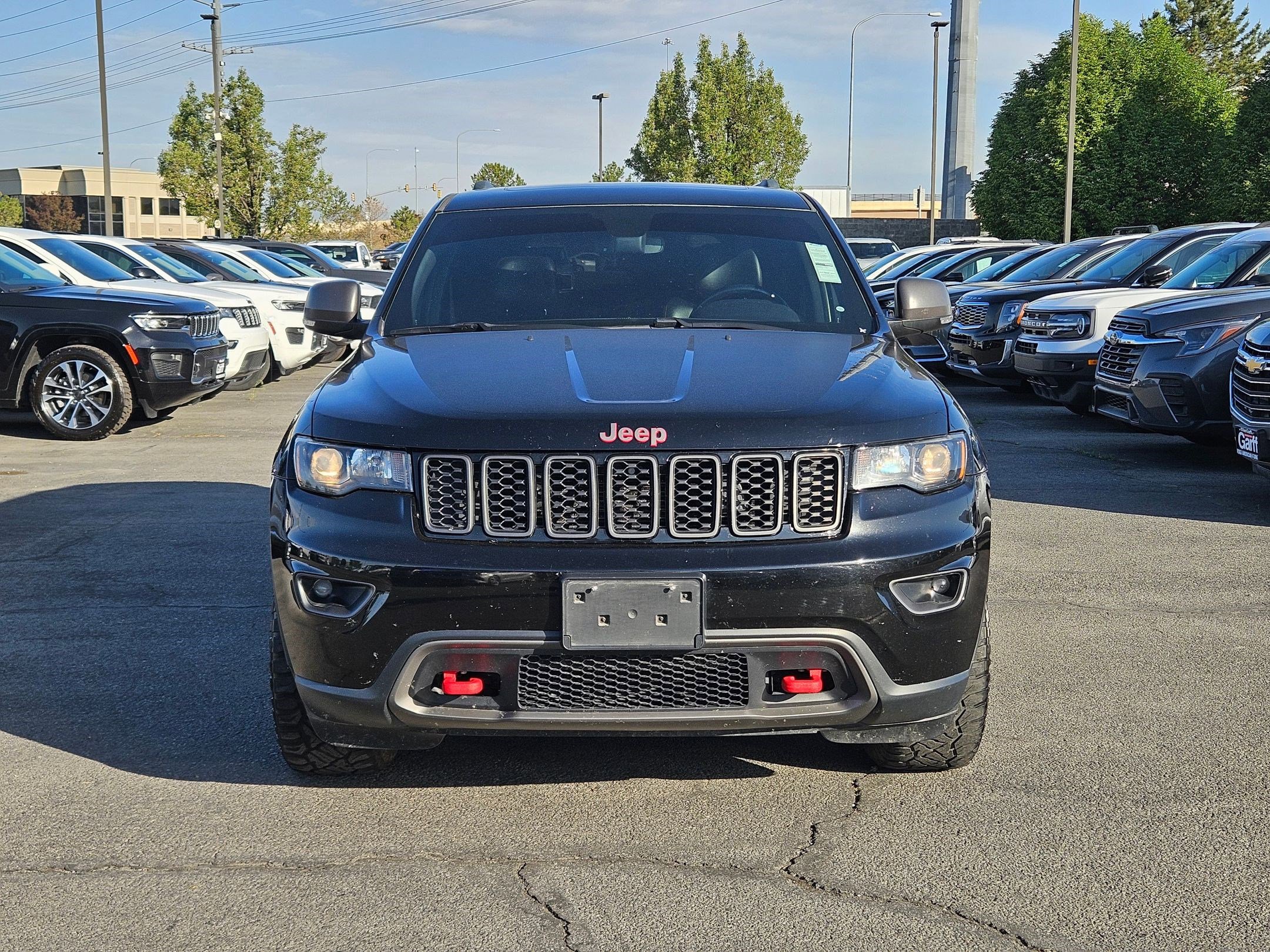 Used 2020 Jeep Grand Cherokee Trailhawk AWD/4WD image 11
