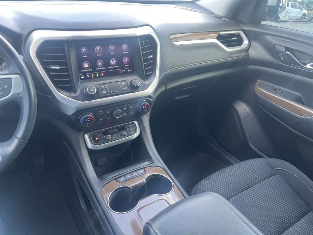 Used 2020 GMC Acadia SLE image 23