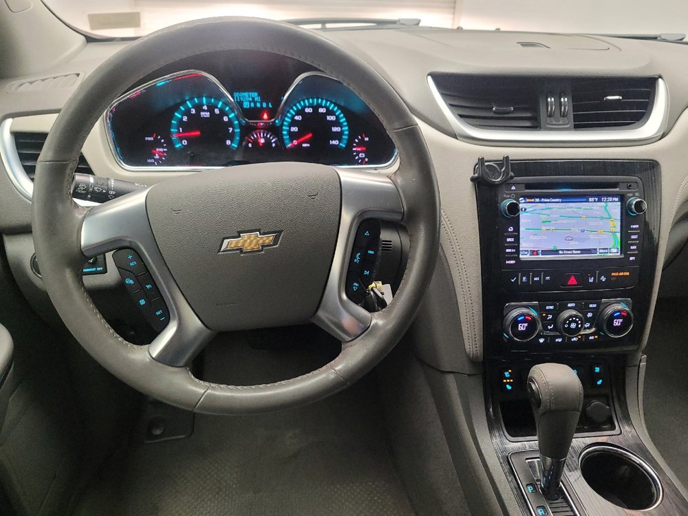 Used 2017 Chevrolet Traverse Premier FWD image 22