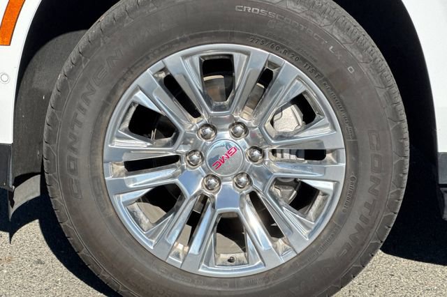 Used 2025 GMC Yukon Denali image 26