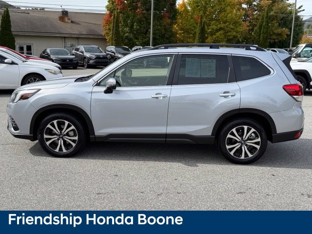 Used 2023 Subaru Forester Limited AWD/4WD image 8