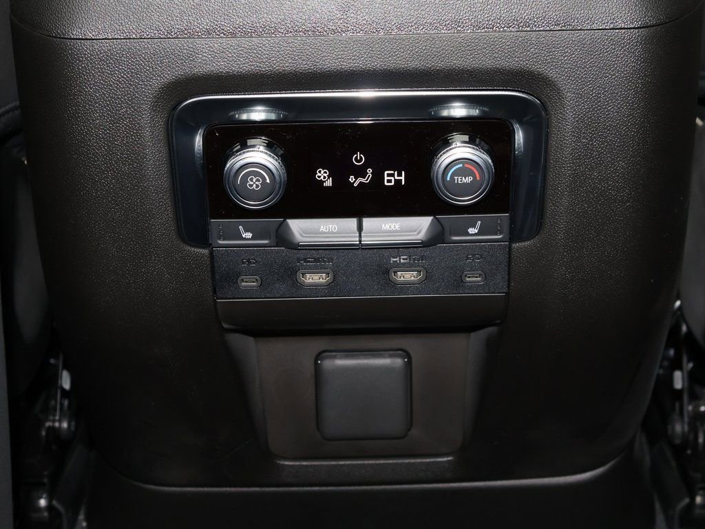 New 2026 GMC Yukon XL Elevation w/ Elevation Premium Package image 30