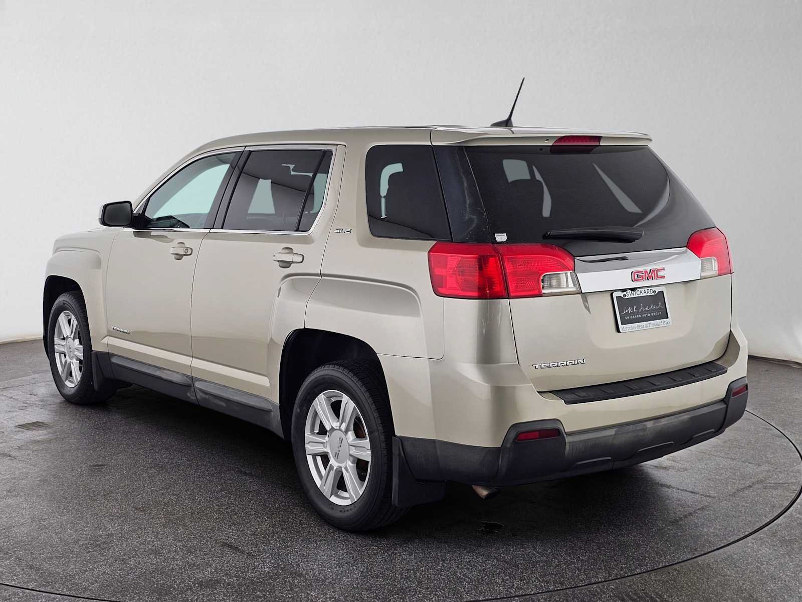 Used 2014 GMC Terrain SLE w/ LPO, Protection Package FWD image 5