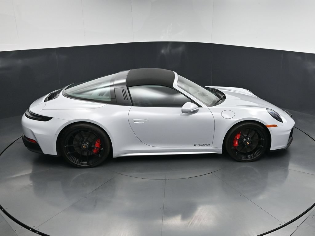 Certified 2025 Porsche 911 Targa 4 GTS AWD/4WD image 21