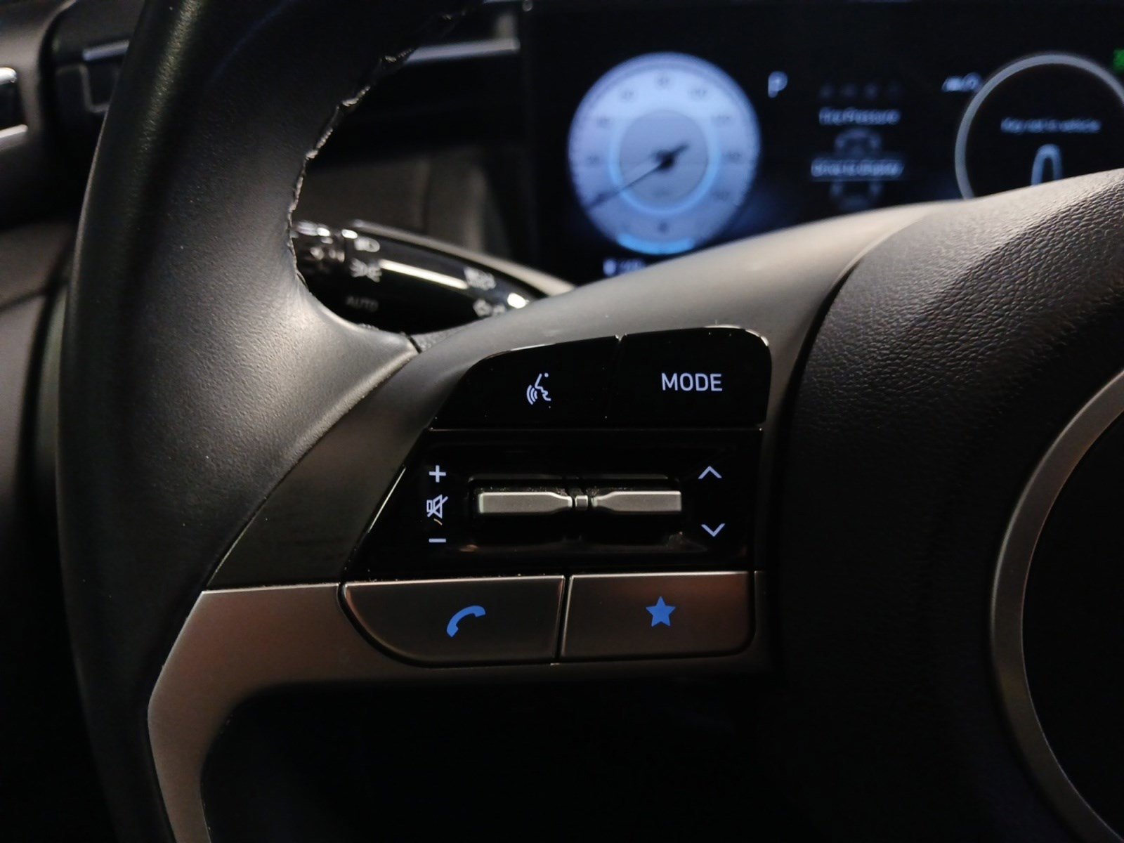 Used 2022 Hyundai Tucson SEL w/ Convenience + Premium Package image 17