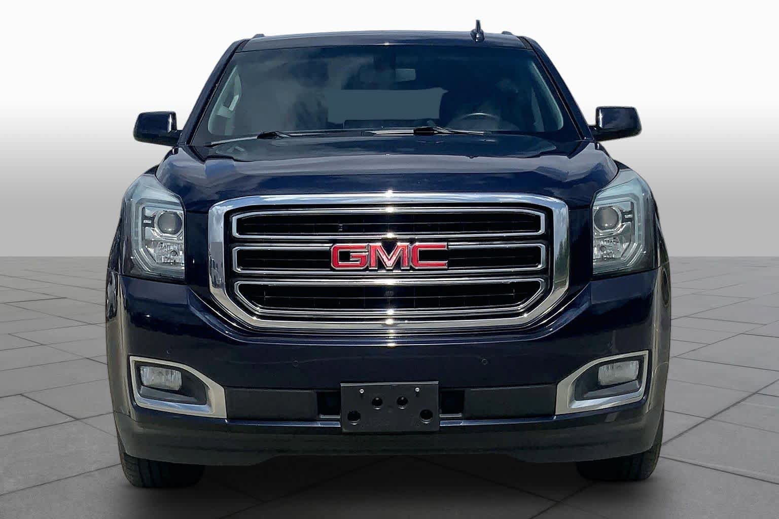 Used 2018 GMC Yukon SLE RWD image 3
