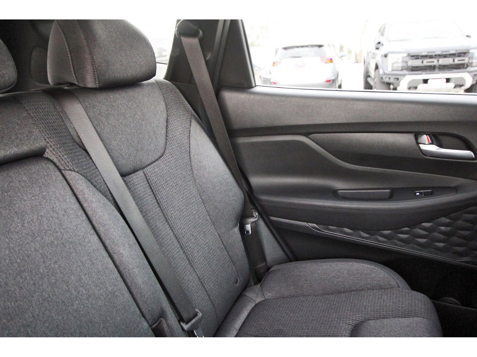 Used 2023 Hyundai Santa Fe SEL image 15