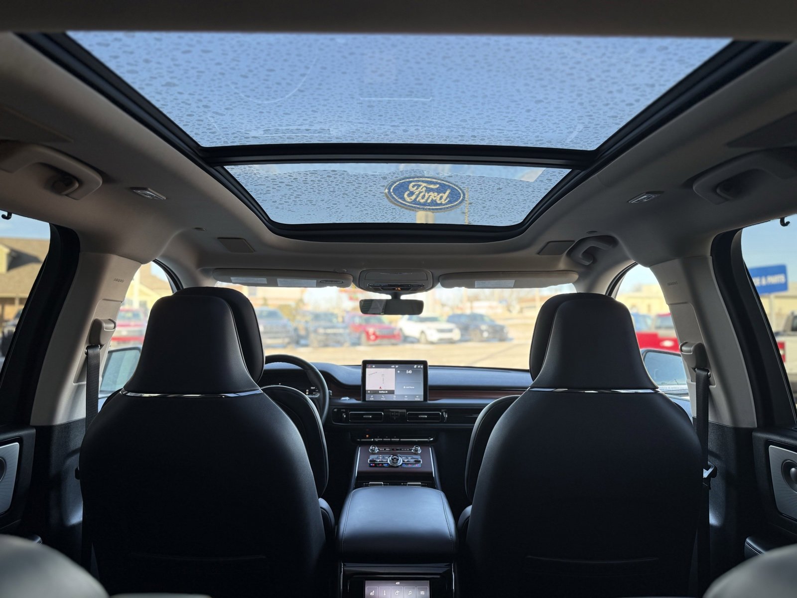 Used 2023 Lincoln Aviator Reserve w/ Equipment Group 201A image 17