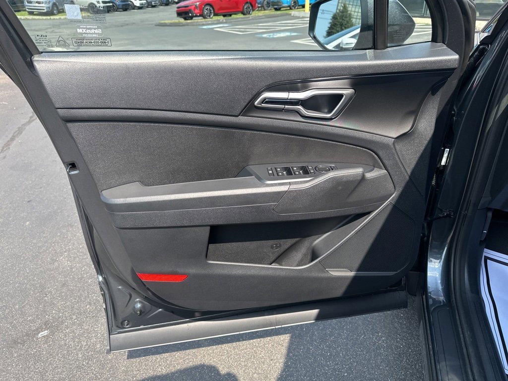 New 2026 Kia Sportage S image 28